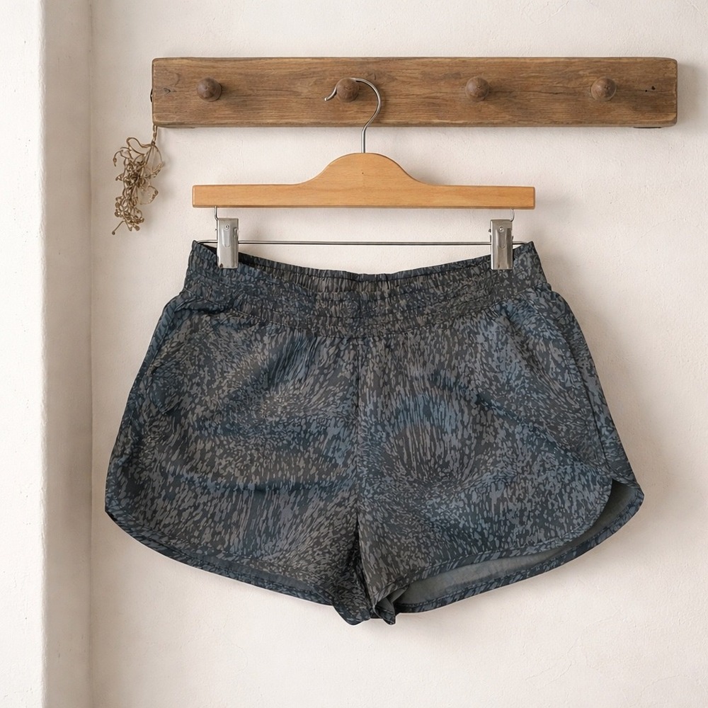 Athletic Works Running Shorts Womens M 8-10 Gray Good DriWorks Abstract Print‎